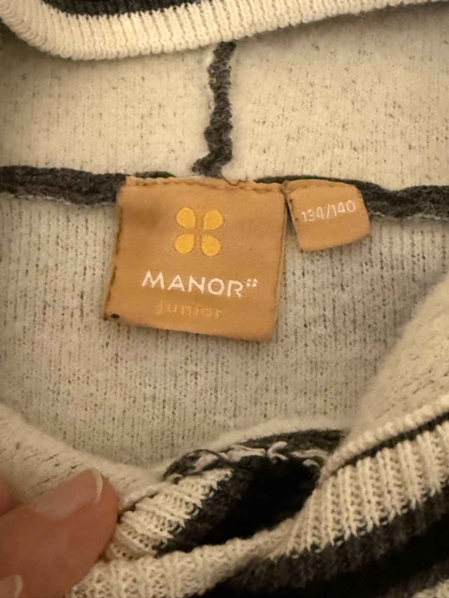 Manor Maglioni & Felpe: Kapuzenpullover Manor Junior grau Grösse 134/140 – Usato da Locarno venduto da Ery02 1