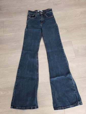 Jeans  Bootcut  Pull&Bear  Gr. 34 neuwertig