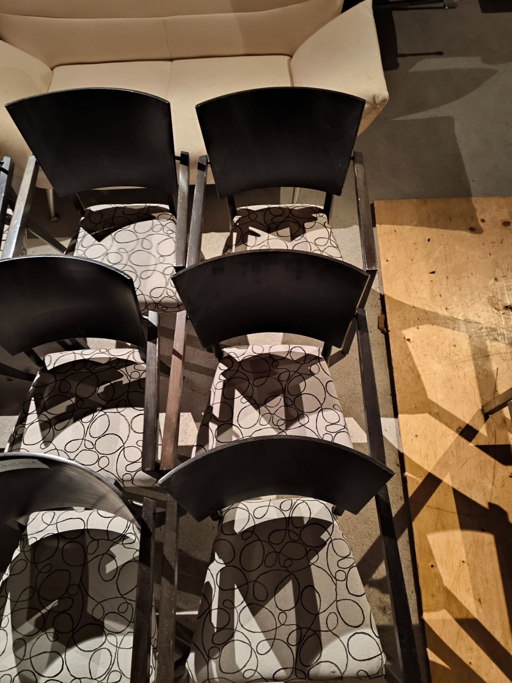 Sedie: 9 Esszimmer Stühle der Fa. May – Usato da Rorschacherberg venduto da snOOpydOg11 2