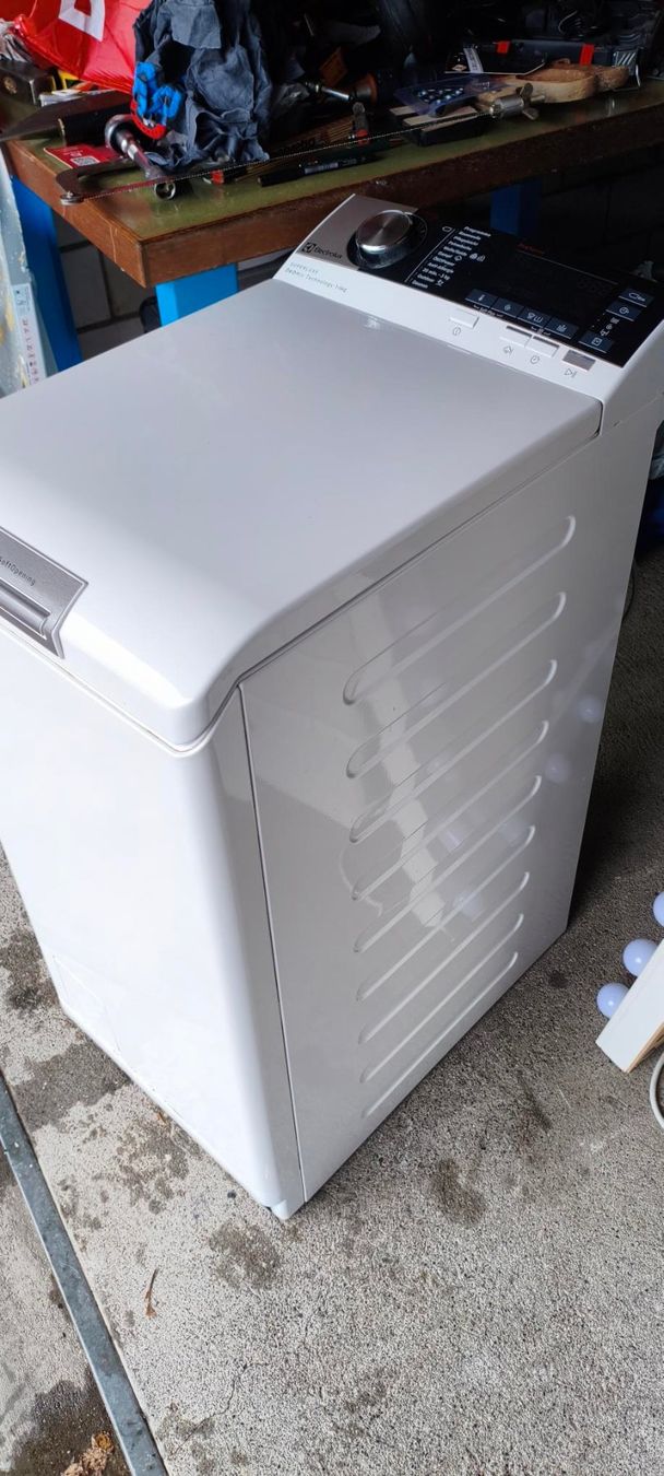 Electrolux Lavatrici: Elektrolux WASL5T300 – Usato da Gommiswald venduto da deenniiss1992