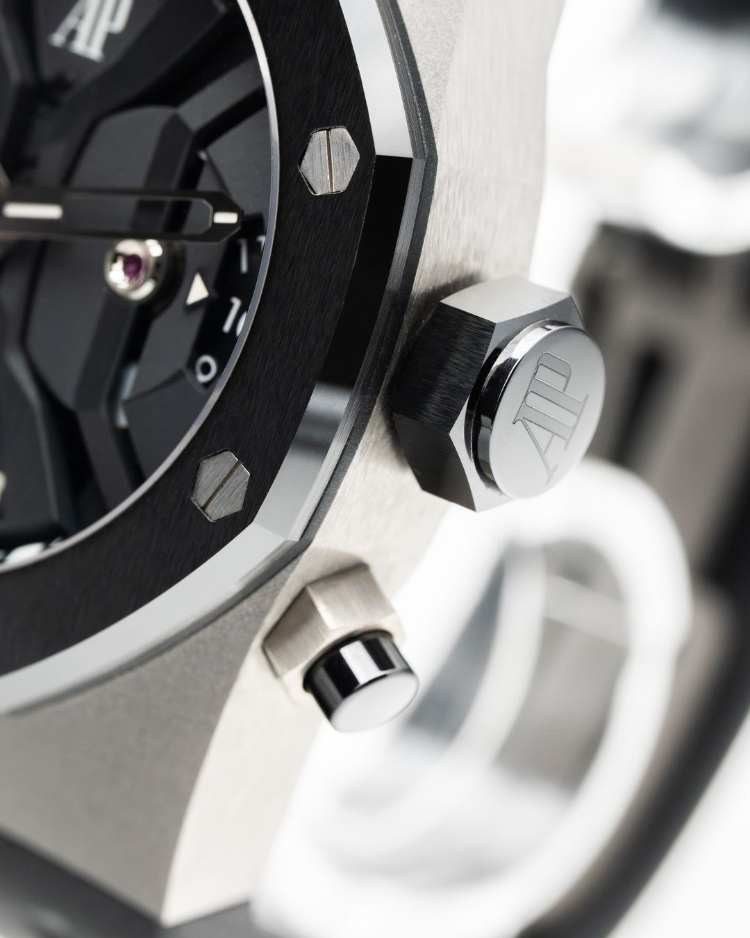 Audemars Piguet Orologi: Audemars Piguet Royal Oak Concept Tourbillon Full set – Usato da Genève venduto da aspaklariacollection 7