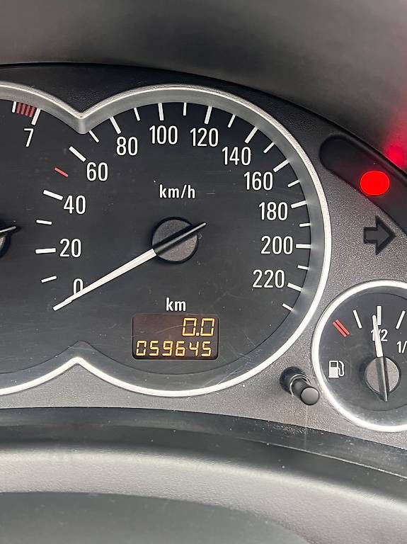 Opel Automobili: Superbe Tigra Twintop état neuf – Usato da Thônex venduto da helionunes78 4