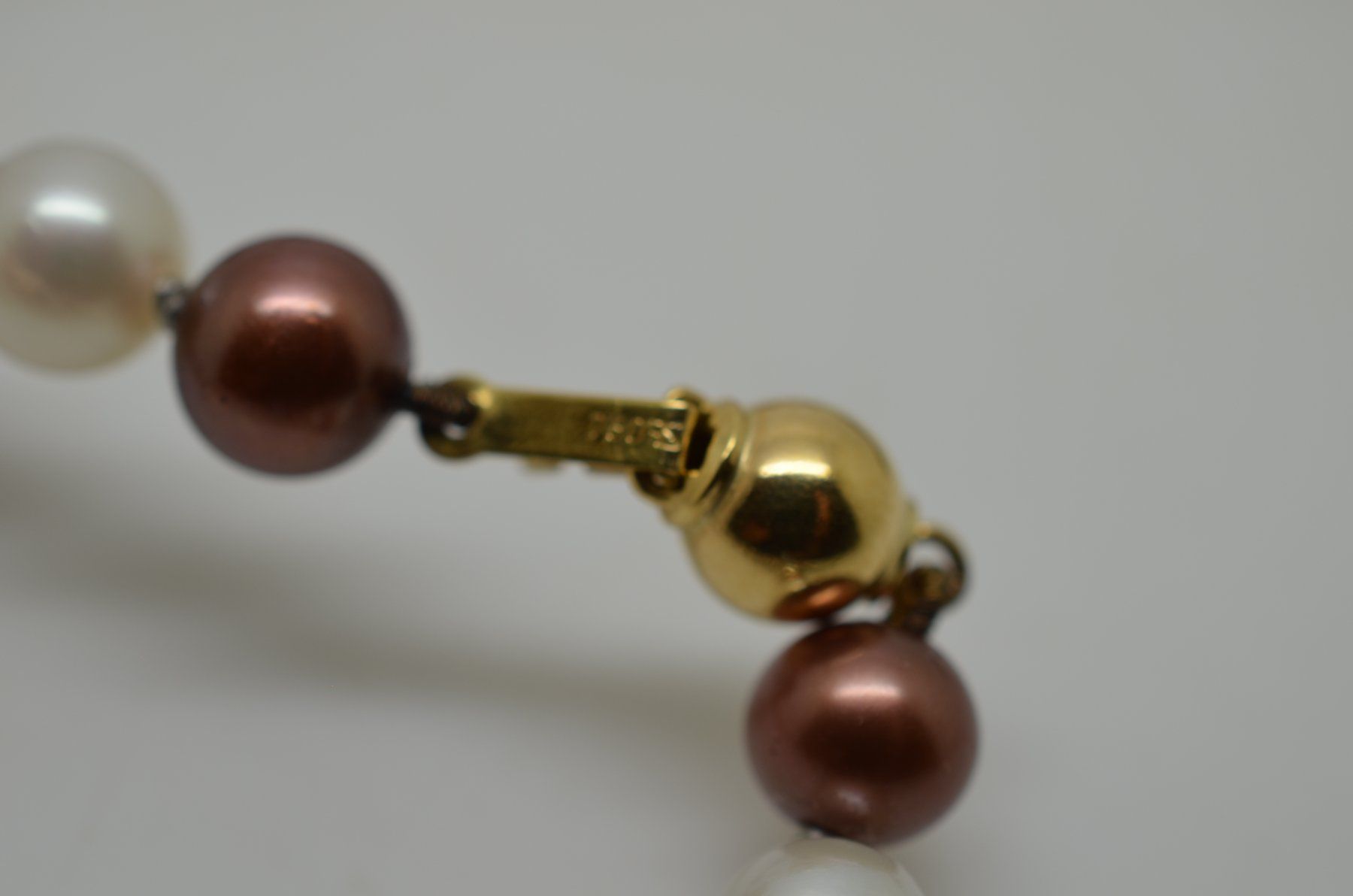 Perlen (unechte): collier perles culture eau douce fermoir or jne 750 – Gebraucht aus La Croix (Lutry) von OMEGA07 4