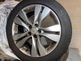 4 pneus d’été montés sur jantes pour Chevrolet