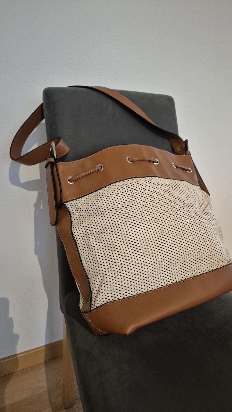 Taschen für Damen: Tasche braun/beidge – Neu (gemäss Beschreibung) aus Schnottwil von mad_kxg2 1