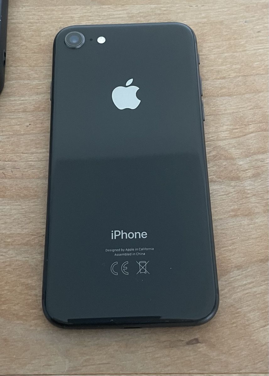 Apple Handys / Smartphones: Iphone 8 64 GB – Gebraucht aus Langenthal von littlegirls 2