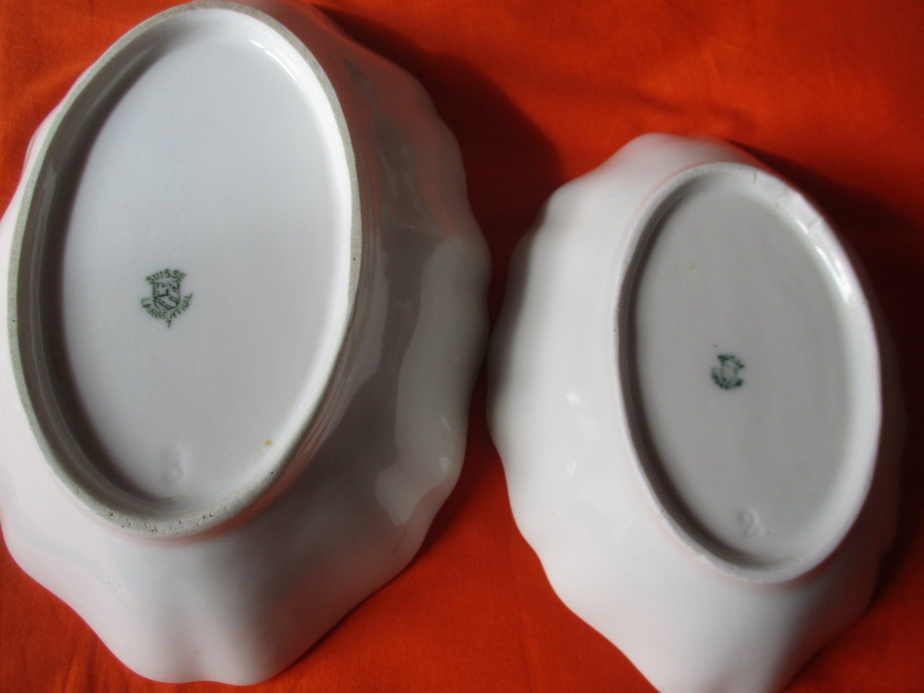 Coupes: 2 Schalen Langenthal weiss – D'occasion à Birsfelden par alles-muss-raus 1