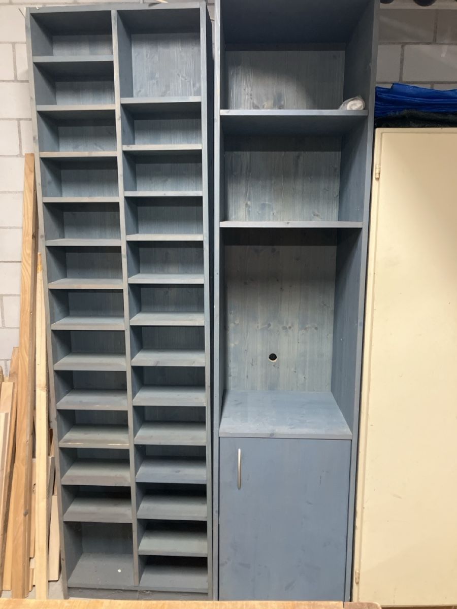 Scaffali: HIFI-Schrank und CD-Regal – Usato da Lengnau AG venduto da Dornfelder 1