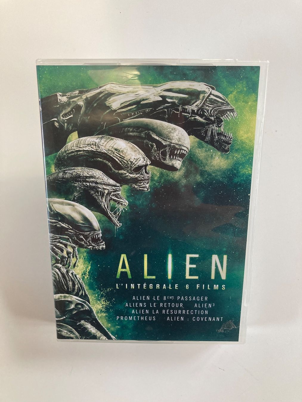Tutti i DVDs: Alien L'intégrale 6 films DVD coffret – Usato da Bassecourt venduto da CALUMET-X