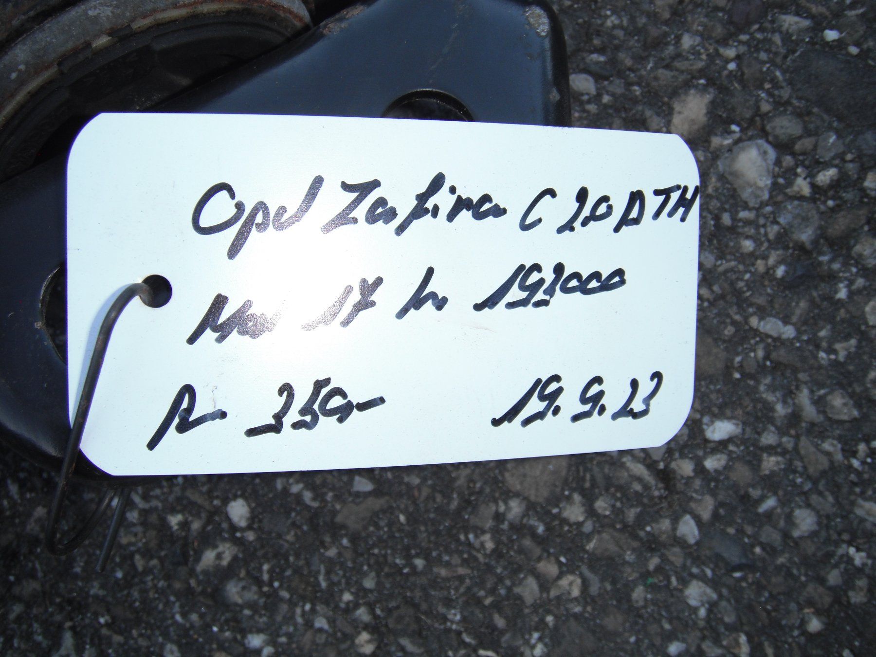 Opel Tutti pezzi di ricambio auto: Opel Zafira C 2.0 CDTI Hinterachse – Usato da Ruswil venduto da bauz01 3