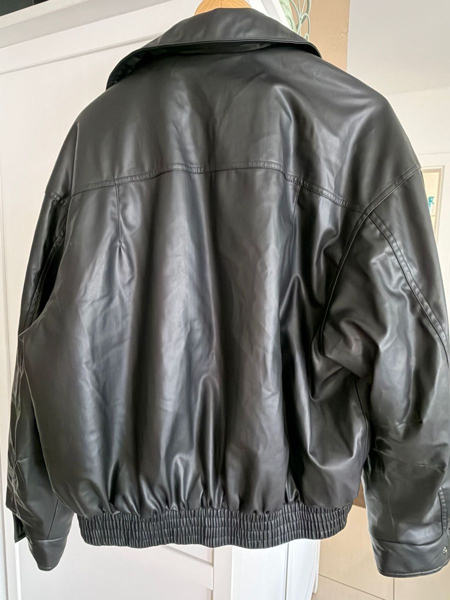 Zara Giacche: Veste Zara noire, taille M, impeccable – Nuovo (secondo la descrizione) da Bulle venduto da Re-a-loved 1