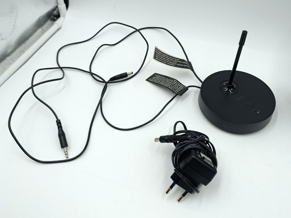 Sony Kopfhörer: Sony Wireless Kopfhörer (TMR-RF810R) – Gebraucht aus Wil SG von Donaldus 1