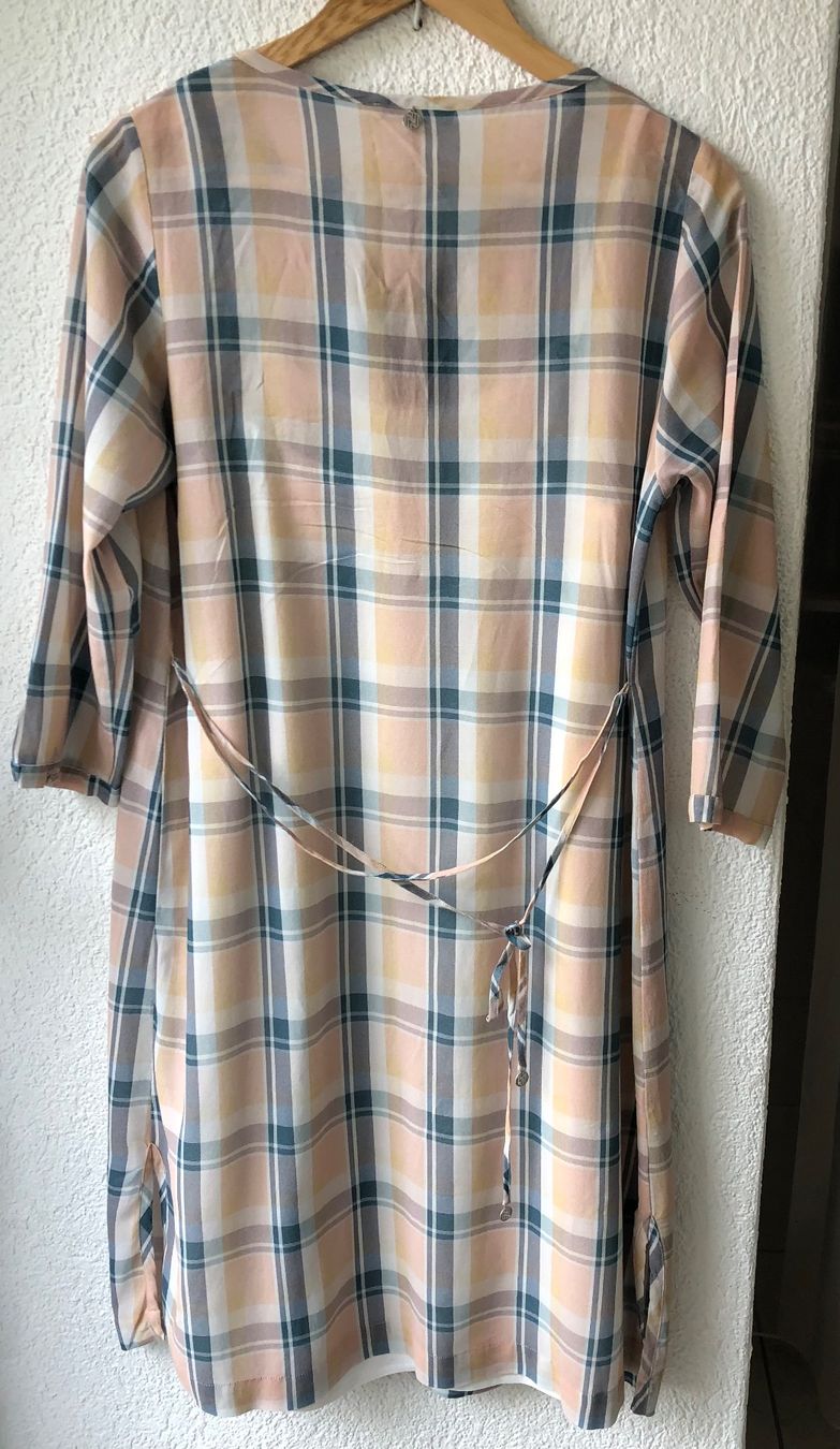 Nile Vestiti: NILE Kleid, NEU – Nuovo (secondo la descrizione) da STUDEN BE venduto da SMIROS 1