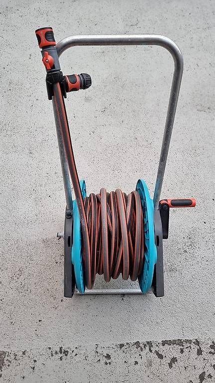 Tubi & Tubi flessibili: Gardena Schlauchtrommel – Usato da Schwyz venduto da zpm3atlantis