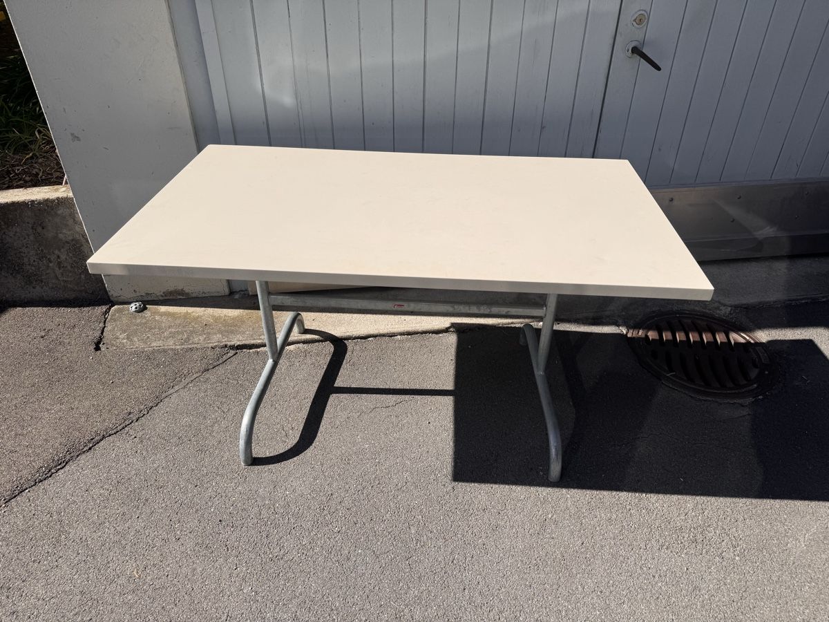 Schaffner Tavoli: Schaffner Gartentisch 140x80 cm original  – Usato da Rüti ZH venduto da ZdieKralle 4