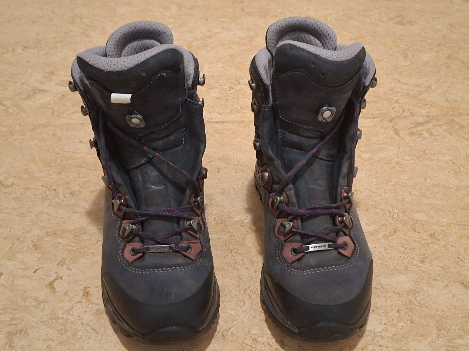 Lowa Chaussures femmes: Chaussures randonnée 39 – D'occasion à Ste-Croix par jaq_w9lq 3