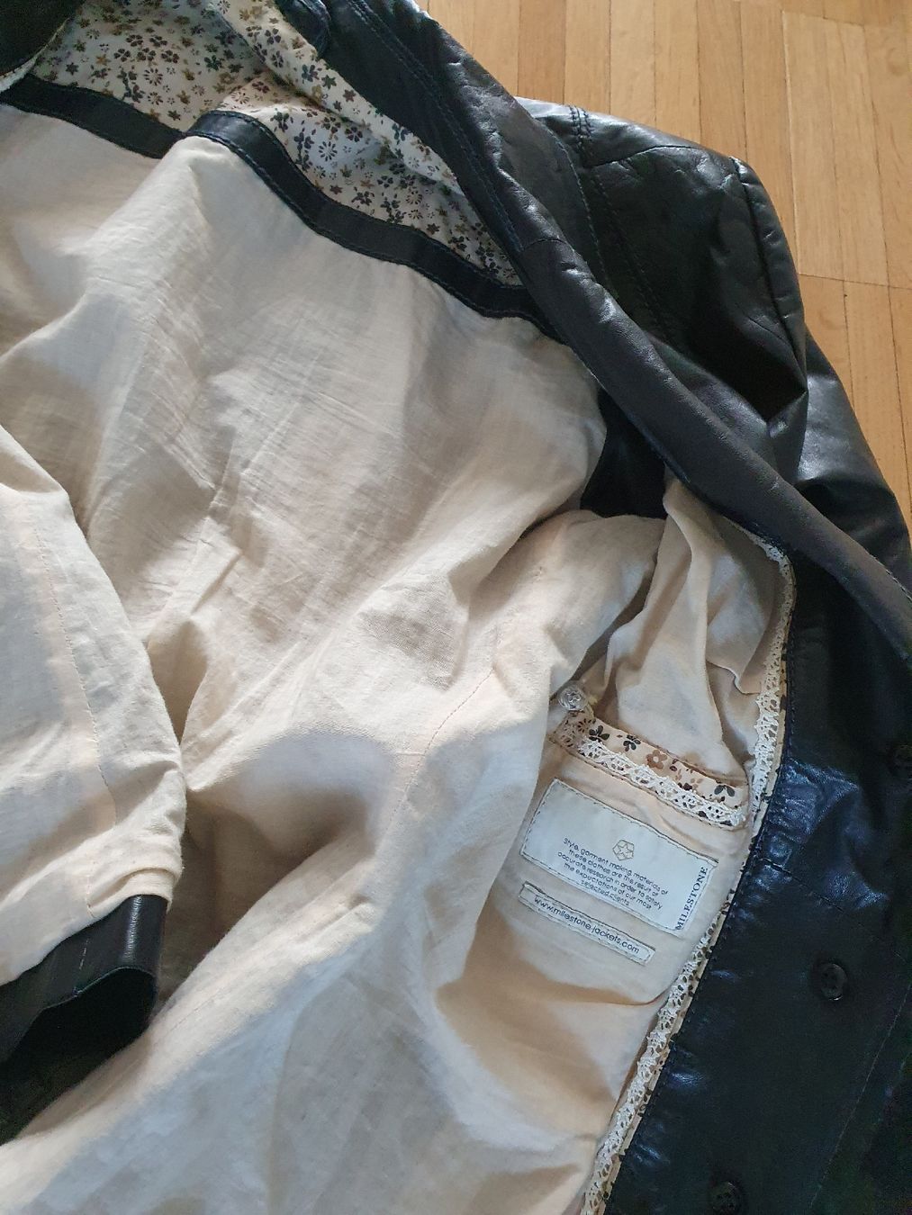 Giacche: Schwarze Lederjacke Milestone – Usato da Laufenburg venduto da megane1959 5