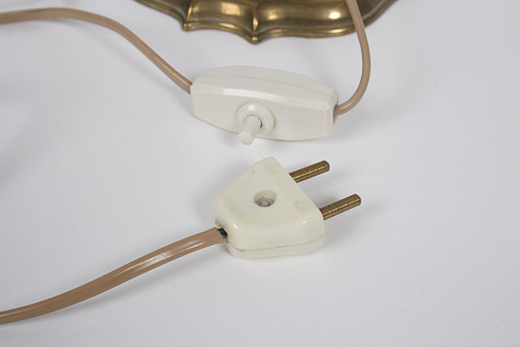 Lampes: Vintage Lampe rot – D'occasion à Zollikofen par Restwert_Zollikofen 9