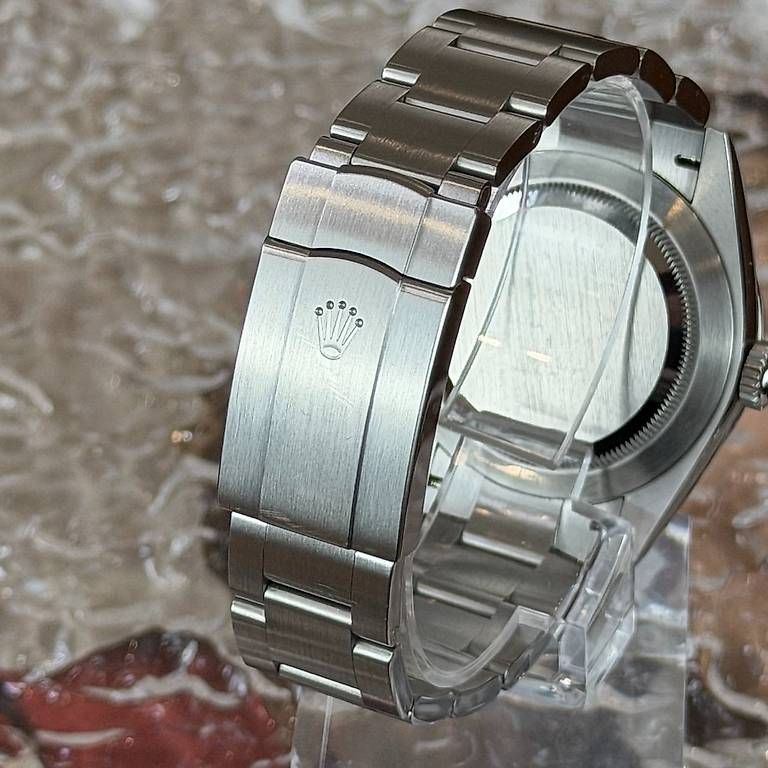 Orologi: Rolex Oyster Perpetual 41mm 134300 – Usato da Genève venduto da minty.watches 8