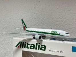 Herpa 526258 Alitalia „Madonna di Campiglio“ Boeing 777-200