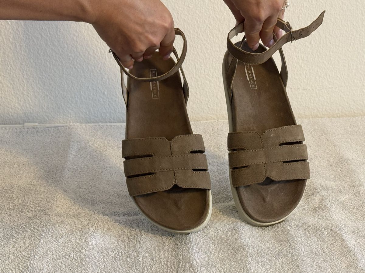 Damenschuhe: Fifth Avenue Leder-Sandalen Gr. 38 – Neu (gemäss Beschreibung) aus Affoltern am Albis von yumalee