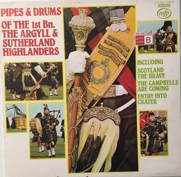 Dischi in vinile: The Argyll & Sutherland Highlanders - Pipes & Drums (LP) – Usato da Grüningen venduto da azulvinyl