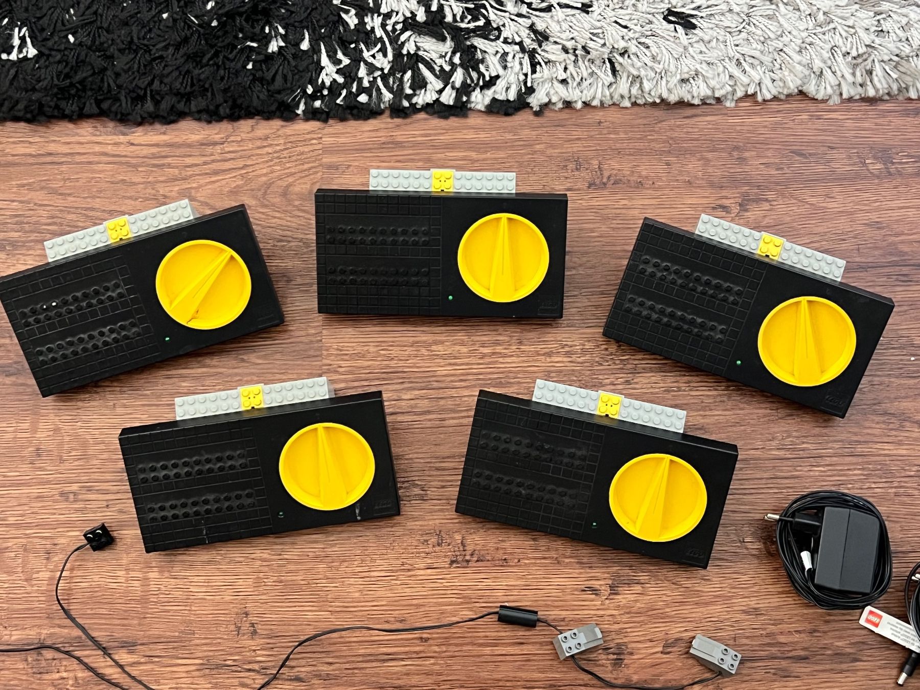 Lego Giocattoli: 5x LEGO System 9v Trafo für Eisenbahn – Usato da Uttigen venduto da sonorsonic 1