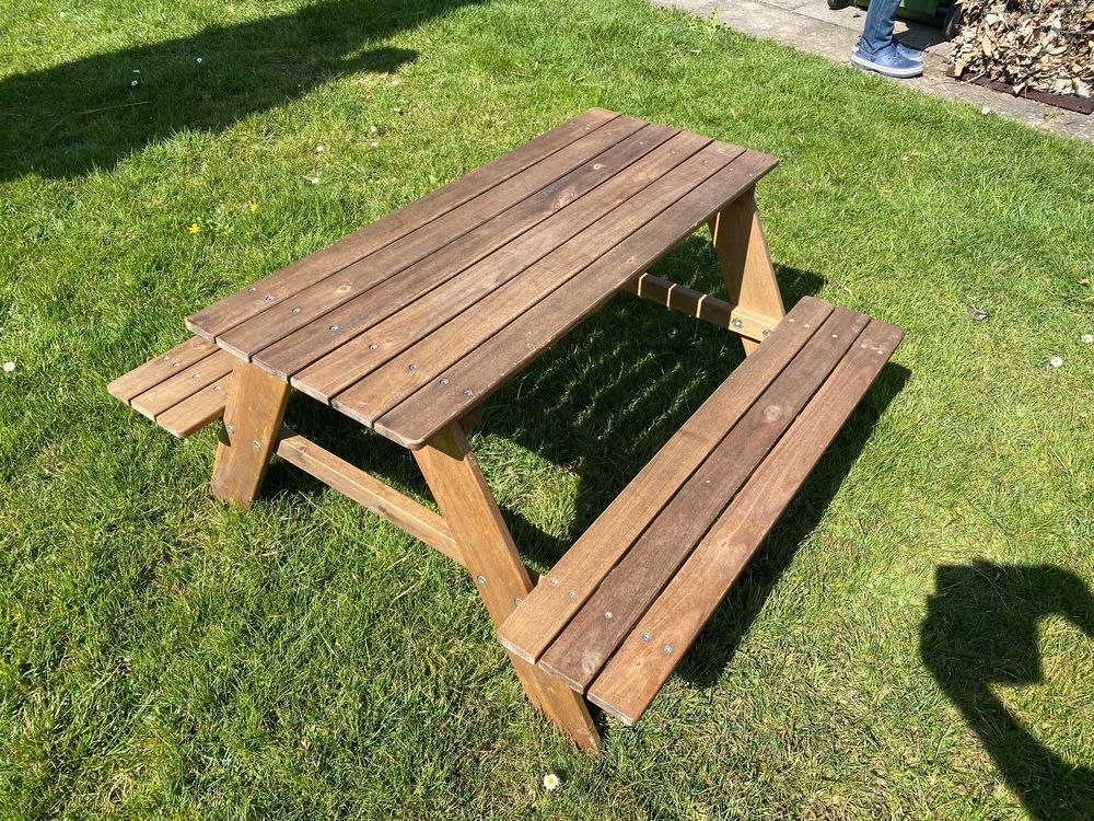 Kindertisch für den Garten, Festbank Kaufen auf Ricardo