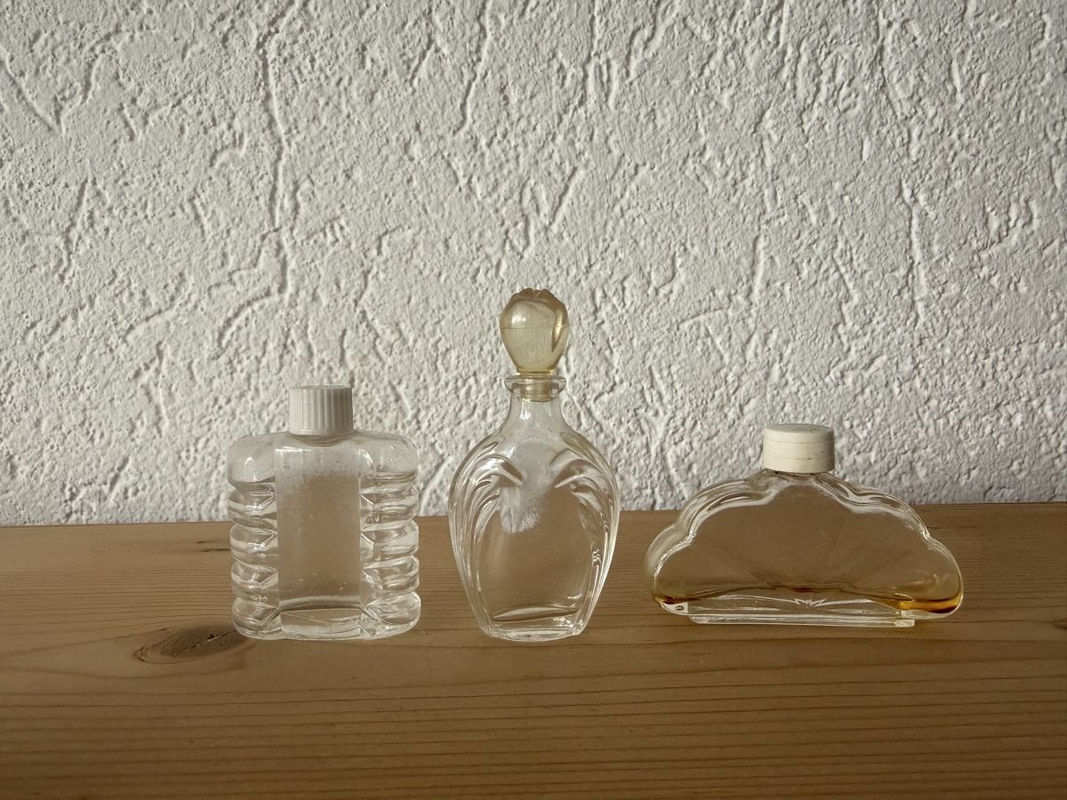 Flacons: Parfum Flaco  alt – D'occasion à Dübendorf par bka_yym5