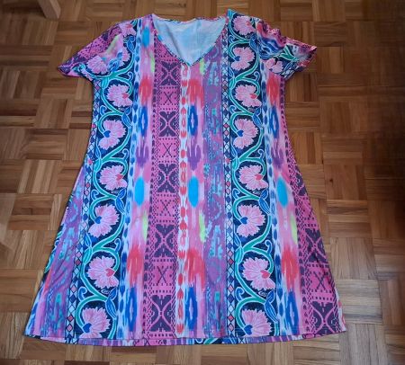 Robe à motifs colorés /Kleid gemustert