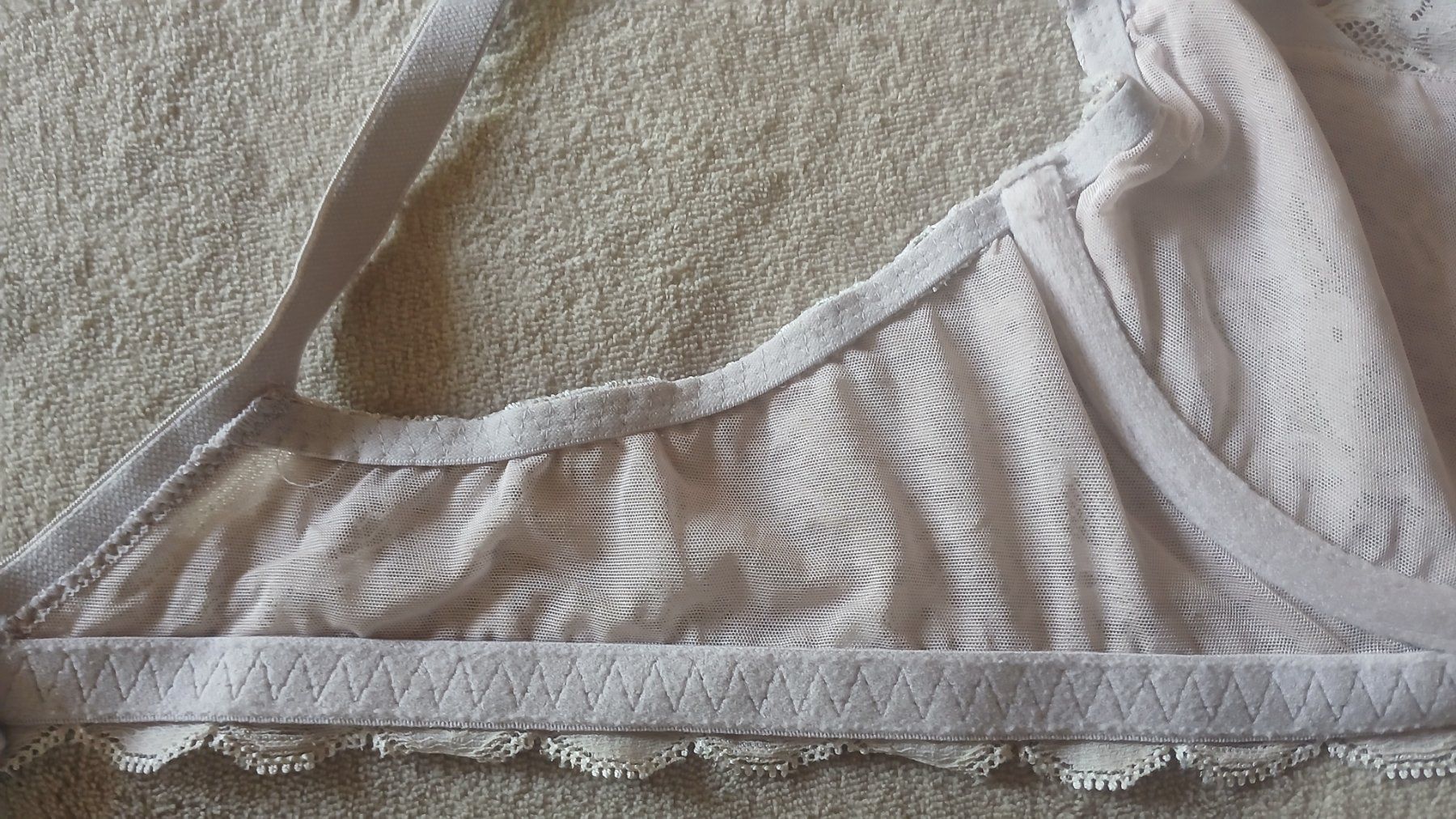 Hanro Altra biancheria intima: HANRO SPITZE BÜGEL BH 85 B BEIGE – Usato da Villa Luganese venduto da luxlady 6