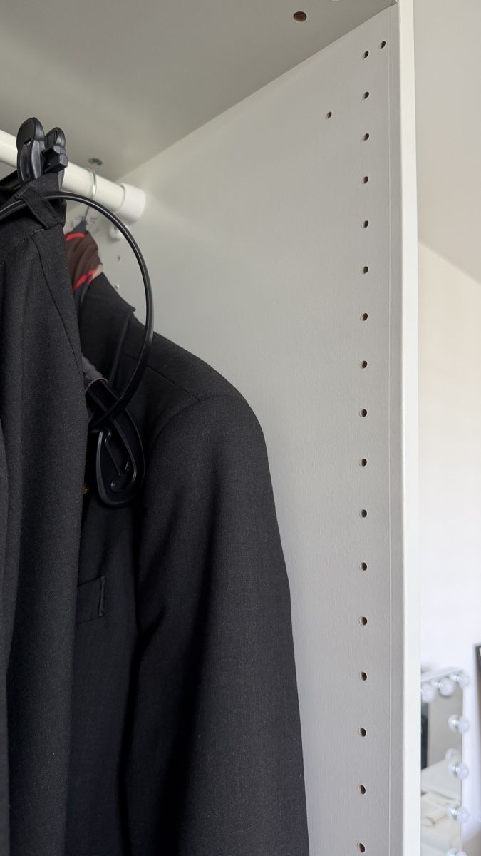 Armadi: Kleiderschrank weiss gebraucht – Usato da Zürich venduto da selina_fashion 2