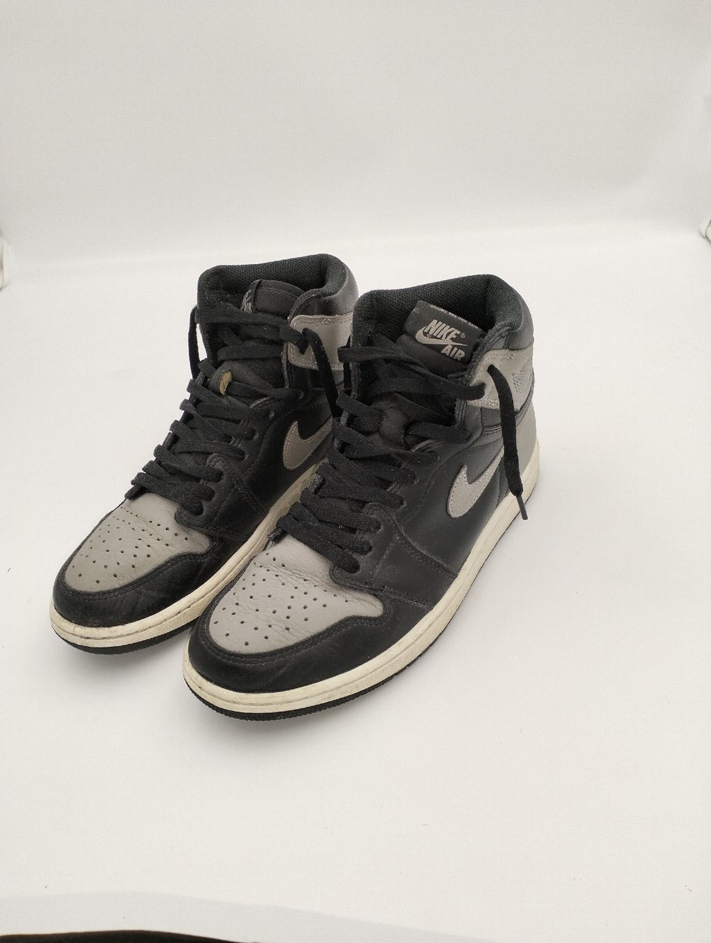 Jordan Scarpe da uomo: Nike Air Jordan 1 Retro High – Usato da Widnau venduto da Snkrs.sales