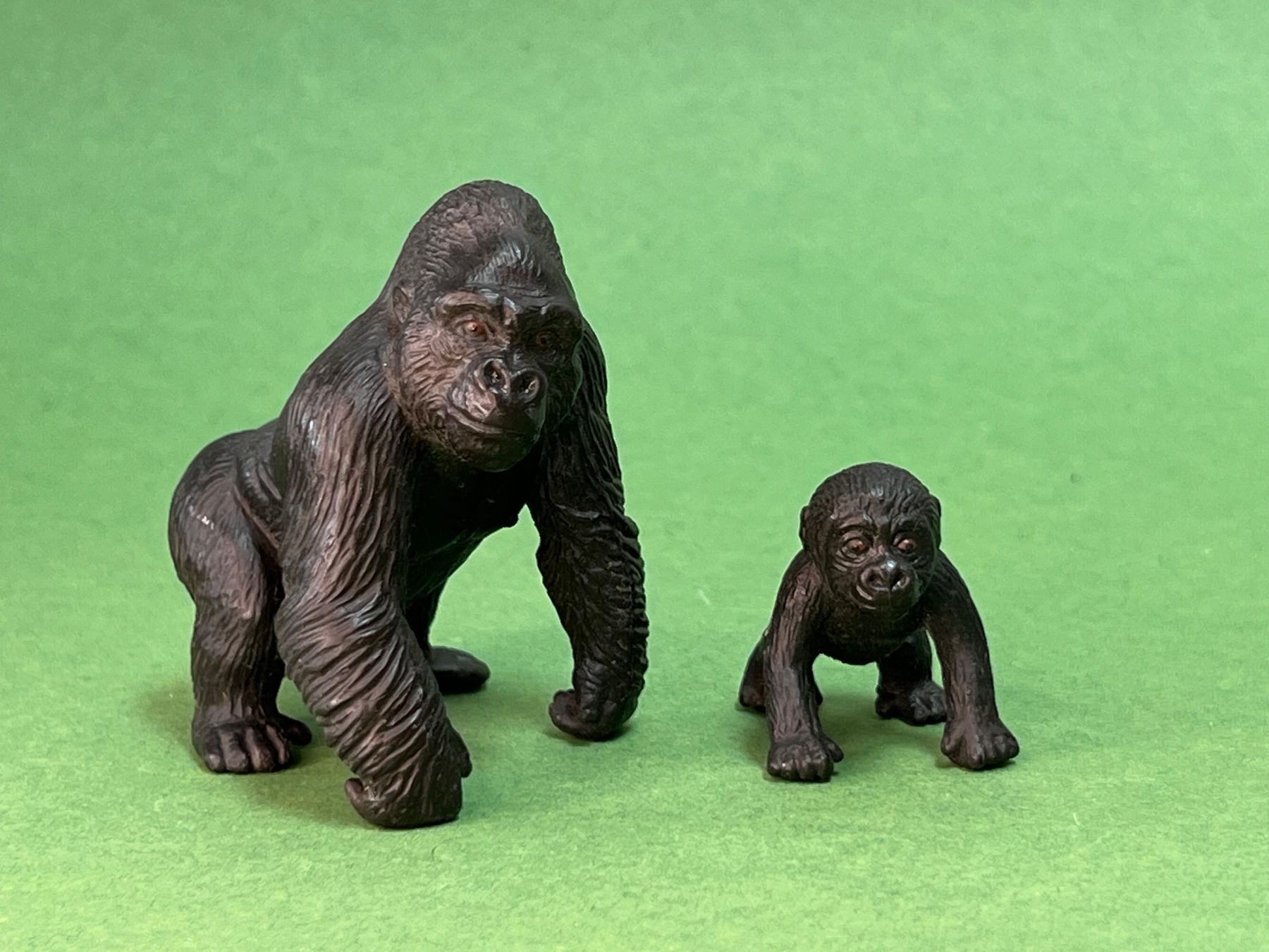 Schleich Statuette: Schleich Gorilla / Silberrücken Affe Junges - Made Germany – Usato da Ennetbaden venduto da mapa05