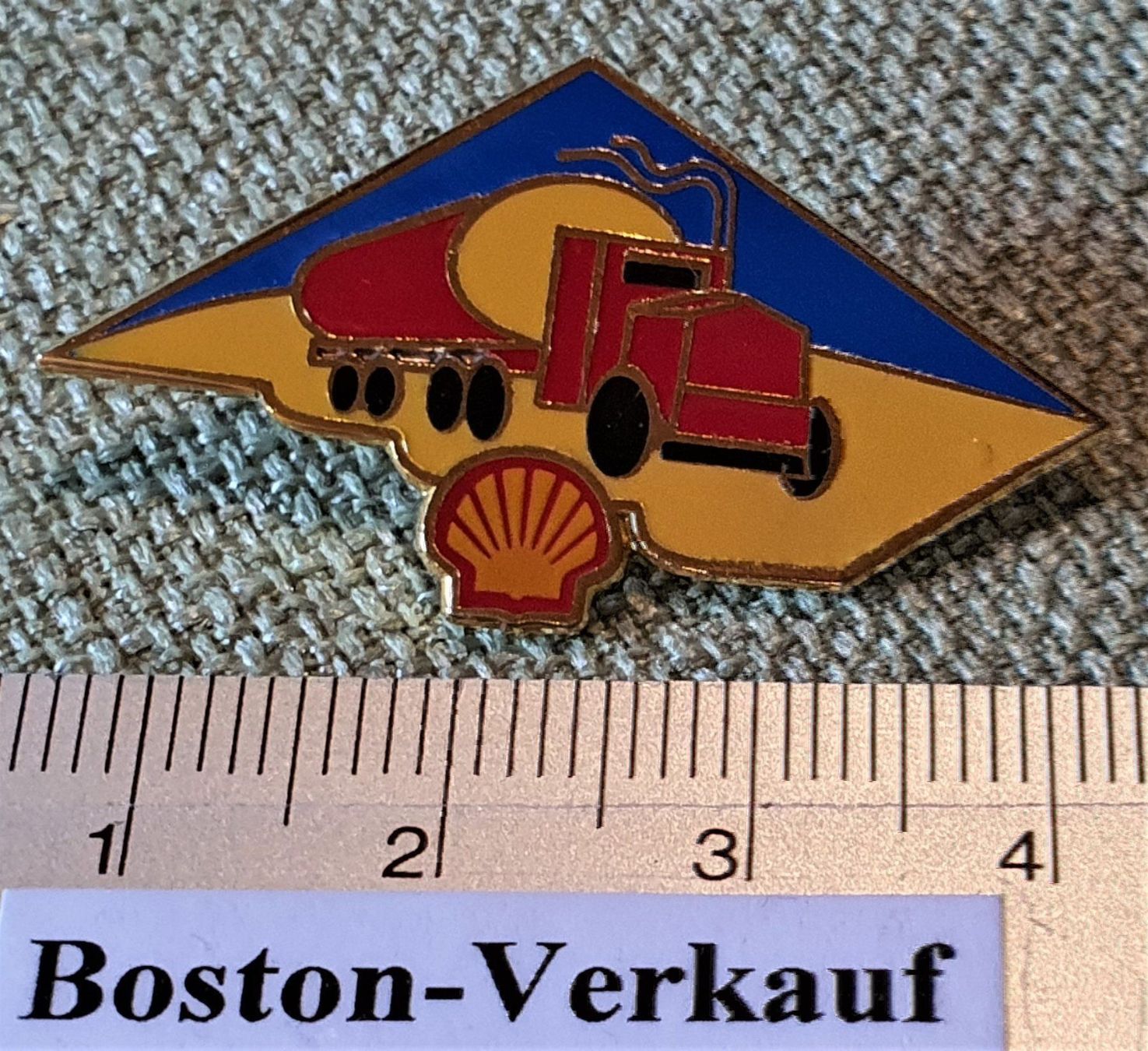 Spille & Fermagli: D293 - Pin SHELL ÖL Tanklastwagen Wüste – Usato da Reinach BL venduto da Boston-Verkauf 1
