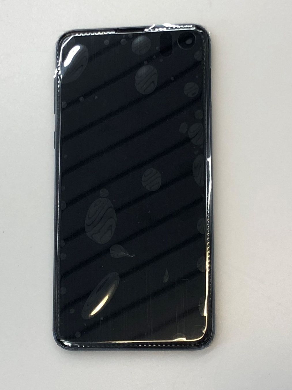 Samsung Telefoni cellulari / Smartphones: Samsung Galaxy S10E Display Black – Nuovo e nell'imballaggio originale da bern venduto da reptechnic 3