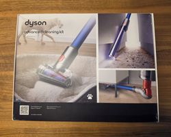 Dyson Advanced Cleaning Kit Zubehoer Neu OVP