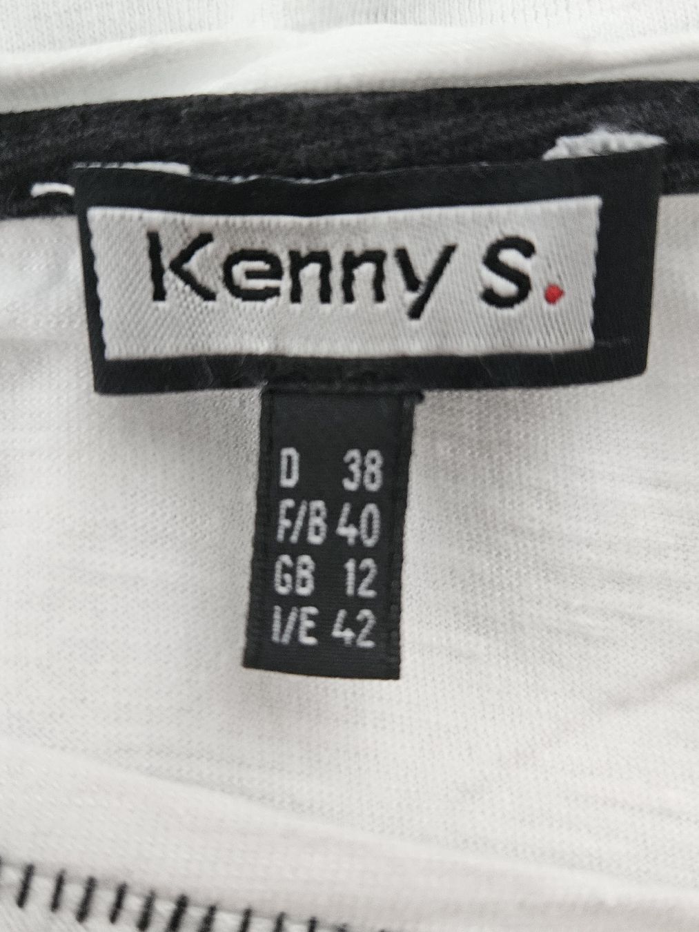 T-shirt: T-Shirt, Kenny S – Usato da Wiesendangen venduto da Sinhuk 3