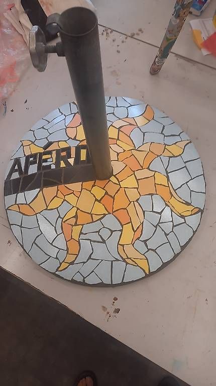 Sonnenschirme: Pied de parasol mosaïque  – Gebraucht aus Yverdon-les-Bains von joe_m2gk