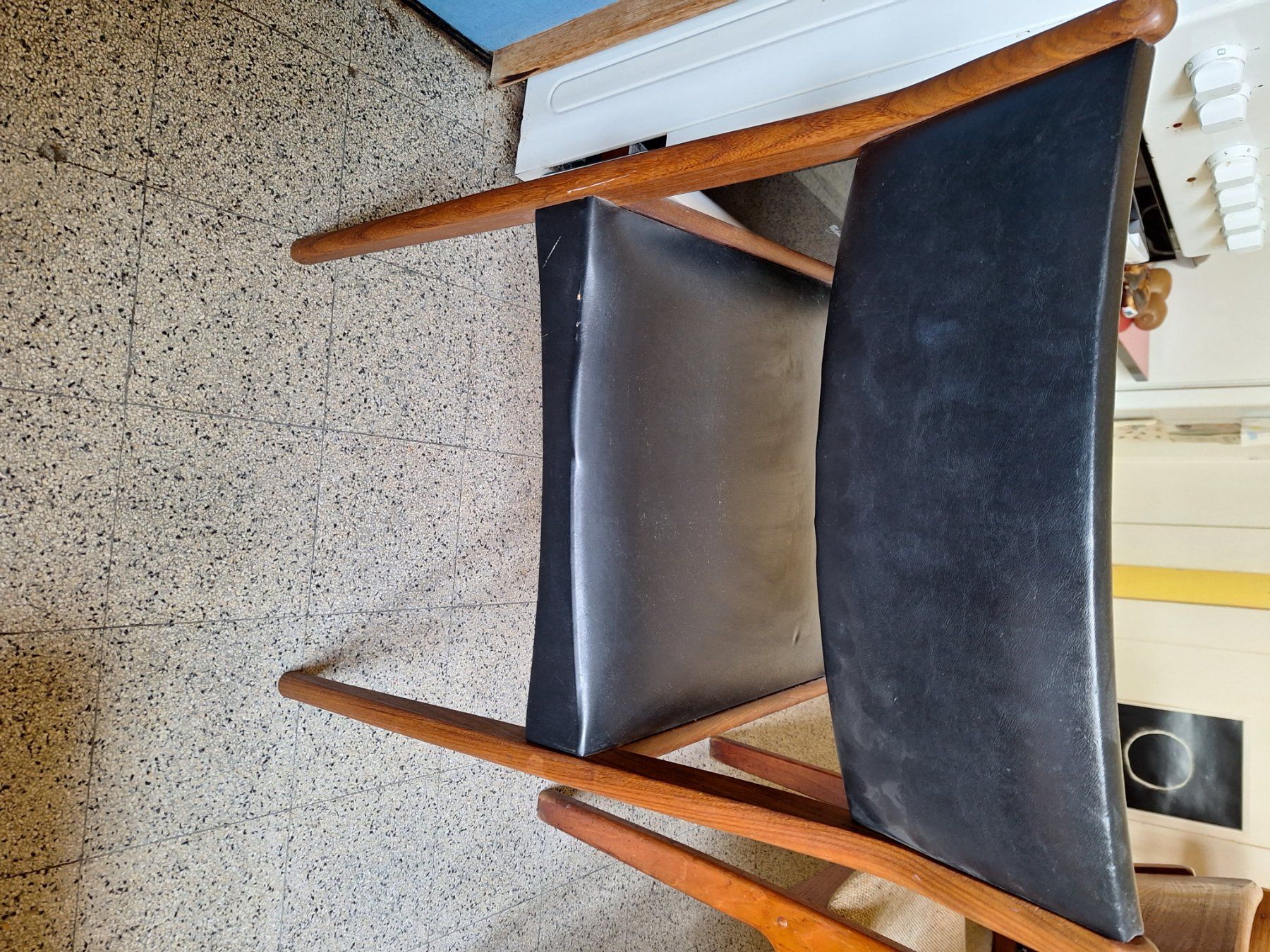Sedie: 3 chaises vintage design teck etc – Usato da Carouge GE venduto da lorelore1964