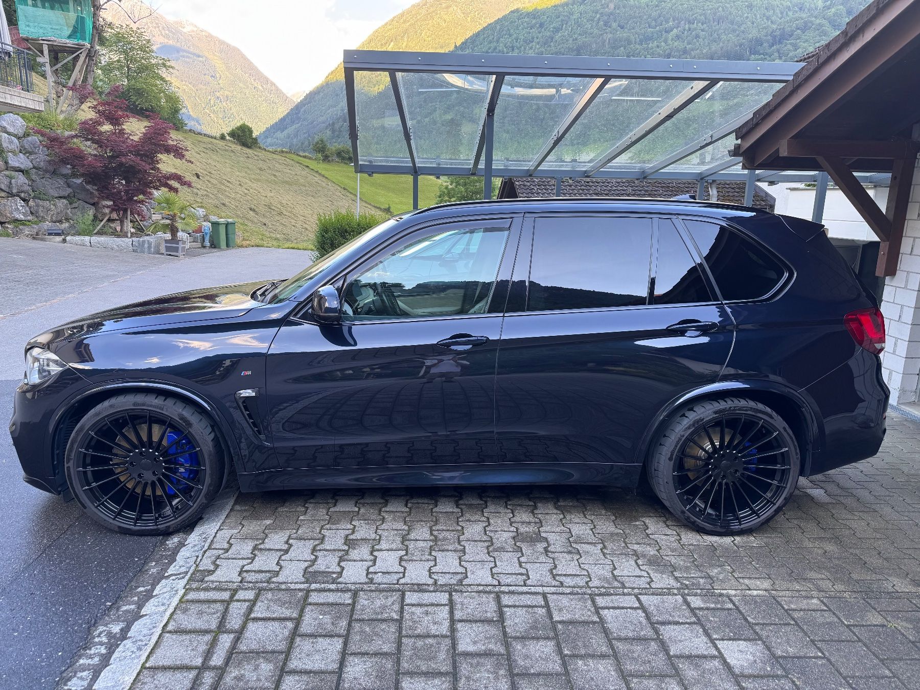 BMW Automobili: BMW X5 M50D – Usato da Glarus venduto da ced_m5bf 9
