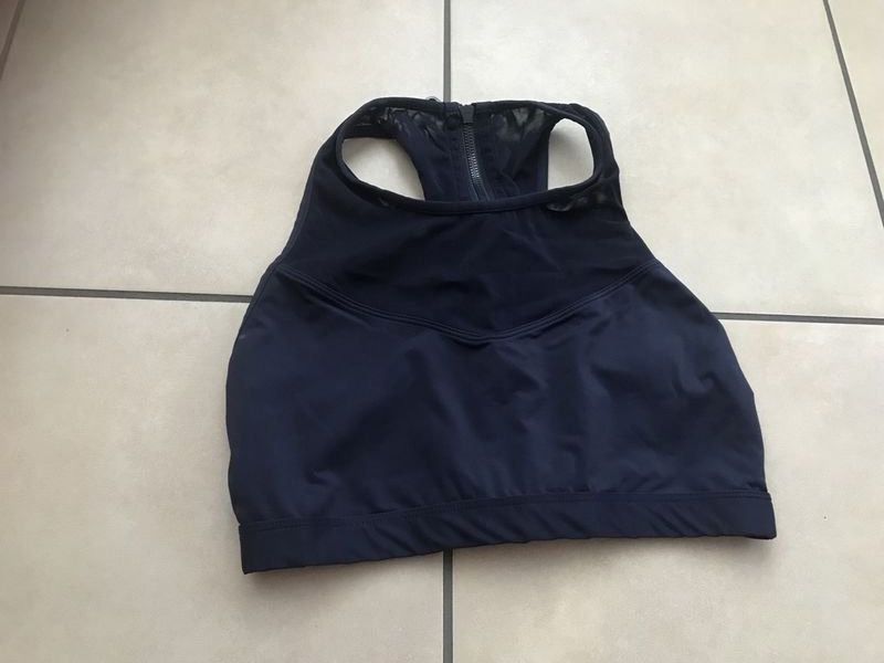 Tops: Damen Sport Top 40/42 – Neu (gemäss Beschreibung) aus Bergdietikon von antovale