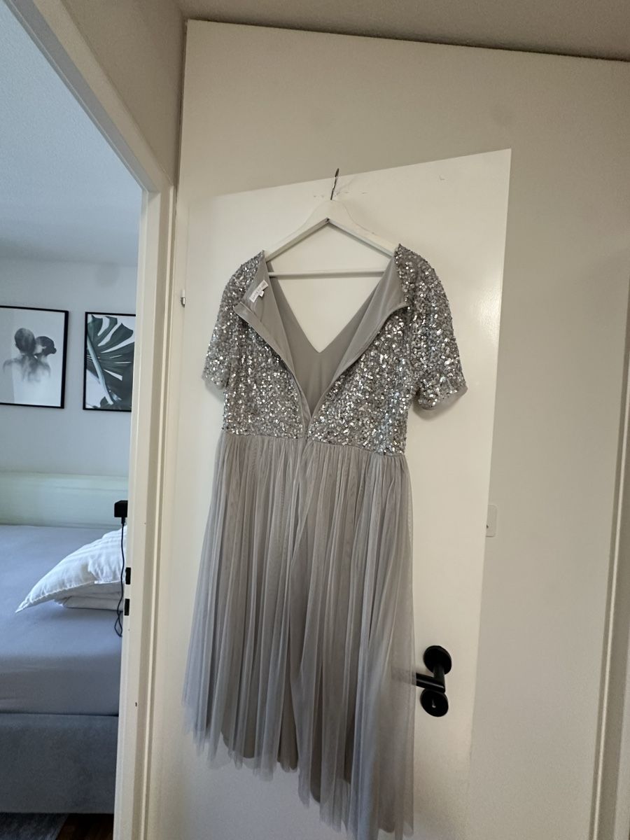 Vestiti: Abendkleid Gr 44-46 – Usato da Volketswil venduto da Sina008 5