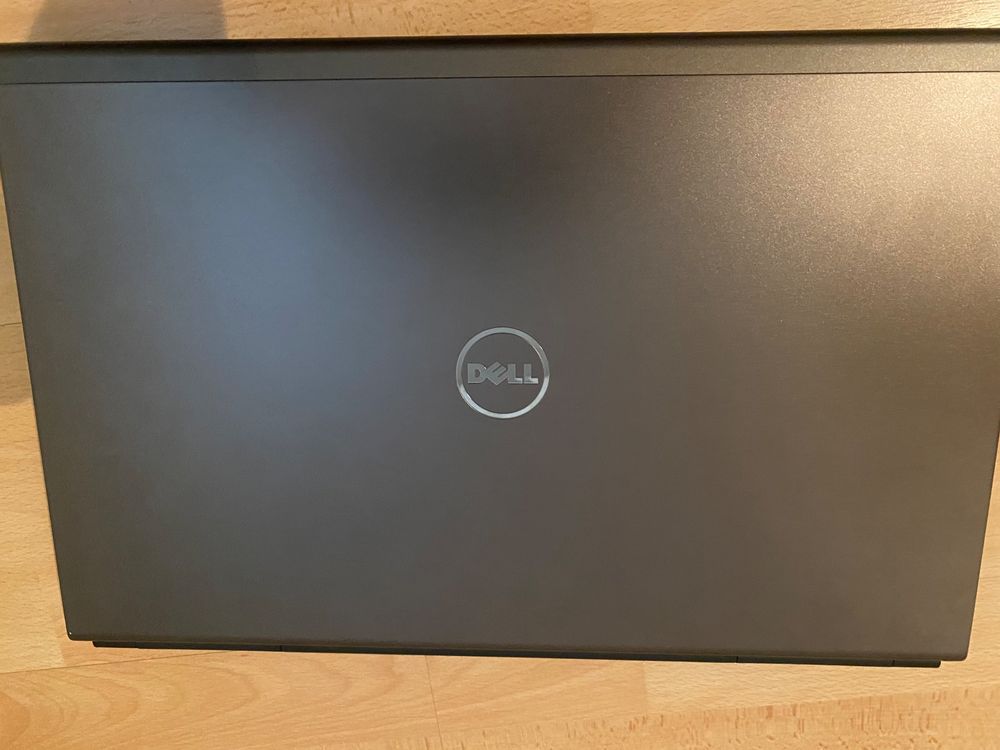 DELL Precision M6800 - Laptop da 17.3 pollici, Intel Core i7-3740QM, 256 GB HDD, 4 GB RAM DDR3, NVIDIA Quadro K4100M, Windows 7 Professional