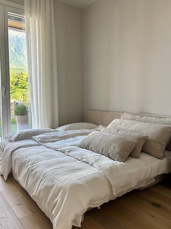 Divani: Schlafsofa Beige 2-3 Plätzer mit Bettfunktion & Stauraum – Usato da Oberwil-Lieli venduto da hbailer 4