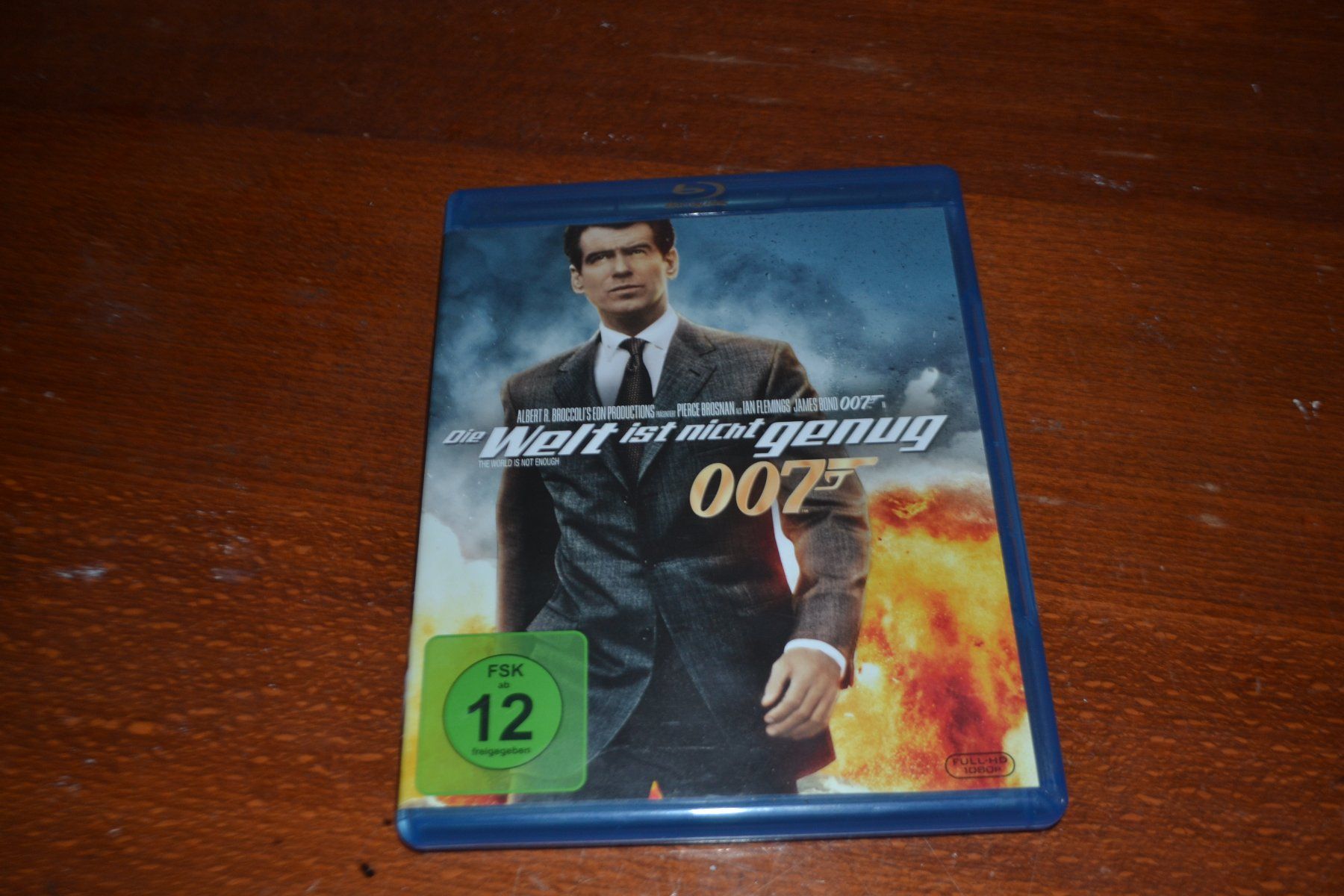 Tutti i DVDs: Die Welt ist nicht genug 007 – Usato da Laupen ZH venduto da chefdom