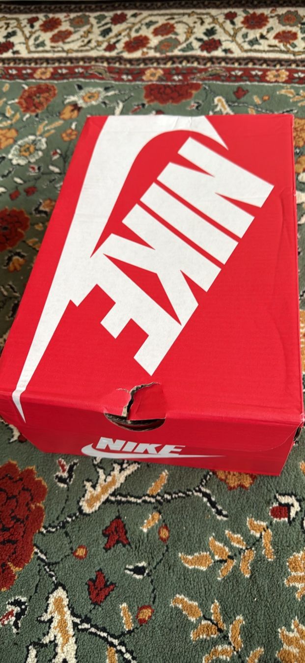 Nike Scarpe da uomo: Verkaufen – Nuovo e nell'imballaggio originale da Bern venduto da Mahdisuper 2