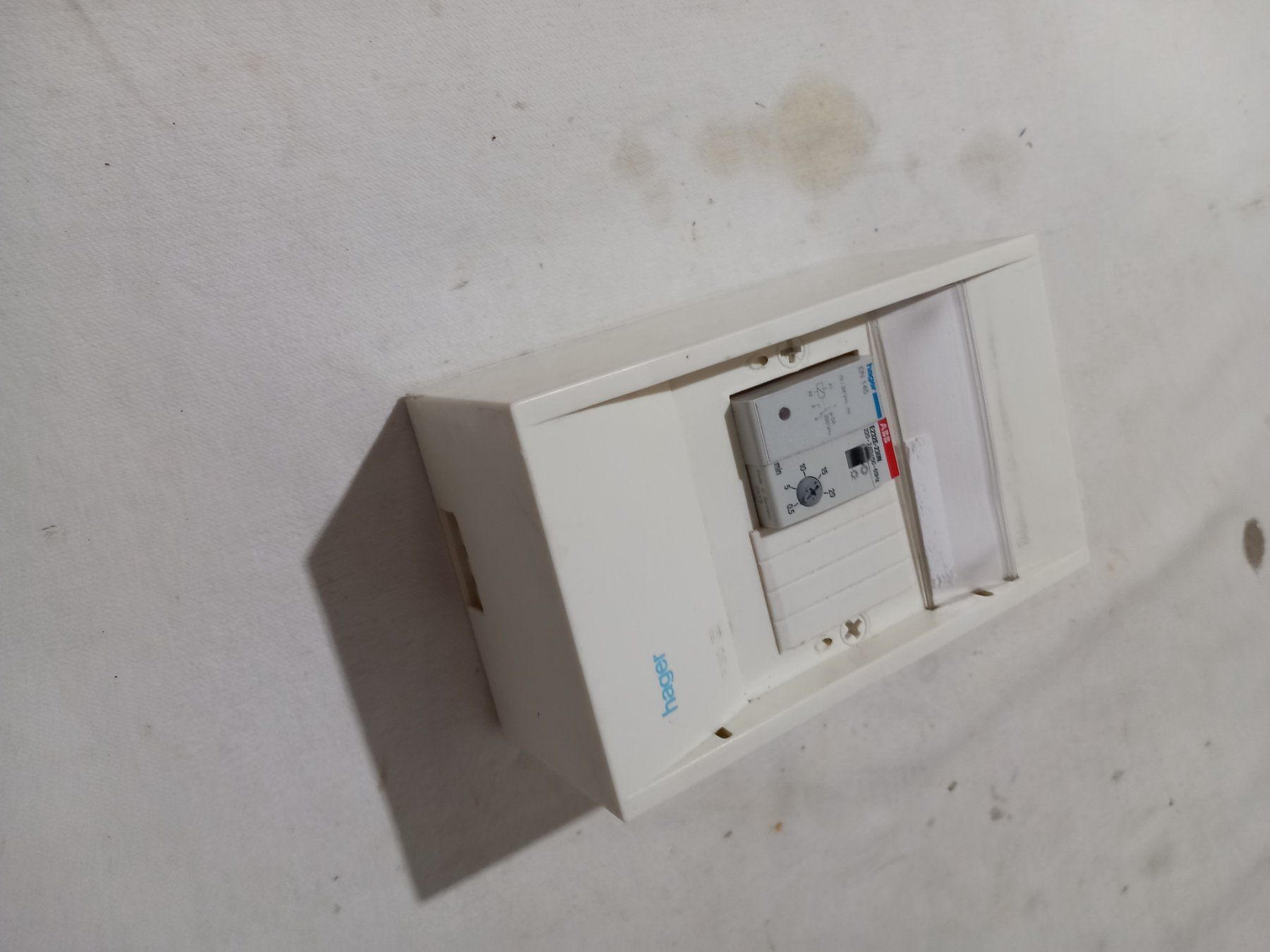 Hager Stromzufuhr: Stromkasten mit Hager Schutzschalter EN 145 + ABB – Gebraucht aus Rheinau von profitronic.shop 6