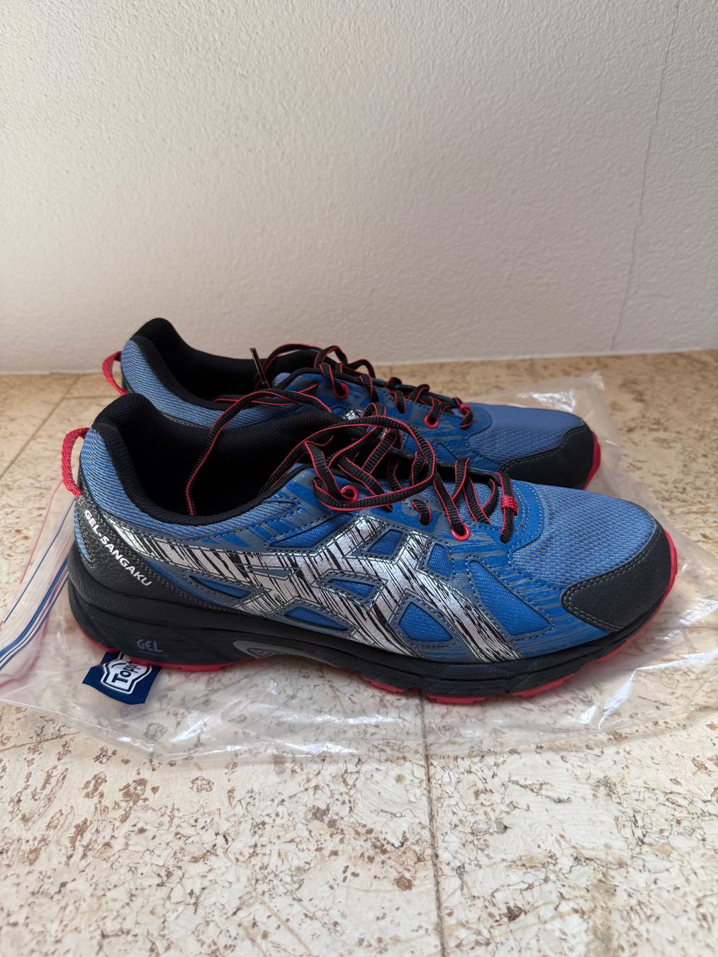 Asics Scarpe da uomo: Asics Gel-Sangaku – Usato da Worb venduto da le_castor 2