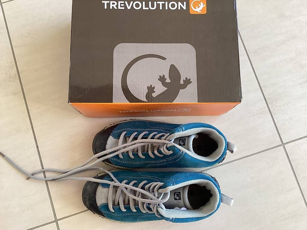 Scarpe per ragazzi: Chaussures de marche Trevolution taille 35 – Usato da Prangins venduto da ann_5ngr 2